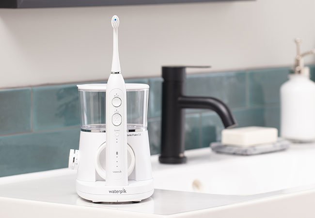 Sonic-Fusion® 2.0 - World's 1st Flossing Toothbrush