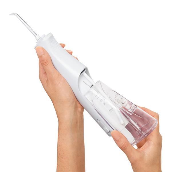 Removing Water Reservoir WF-20CD010 White Cordless Pulse 3100 Water Flosser